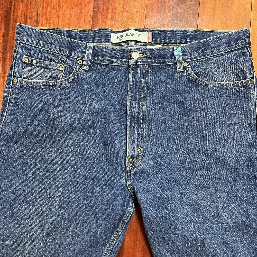 Vintage Levis 505 Jeans Mens 42x30 Blue Dark Wash Denim Regular Fit Grunge Y2K